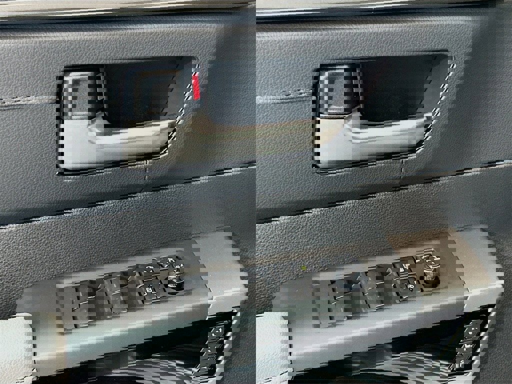 New 2026 Toyota Tundra Limited image 15