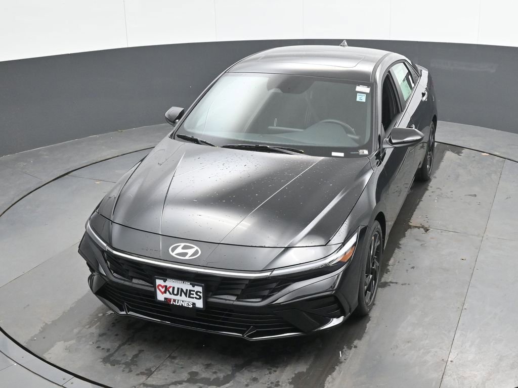 New 2026 Hyundai Elantra SEL Sport Premium FWD image 34