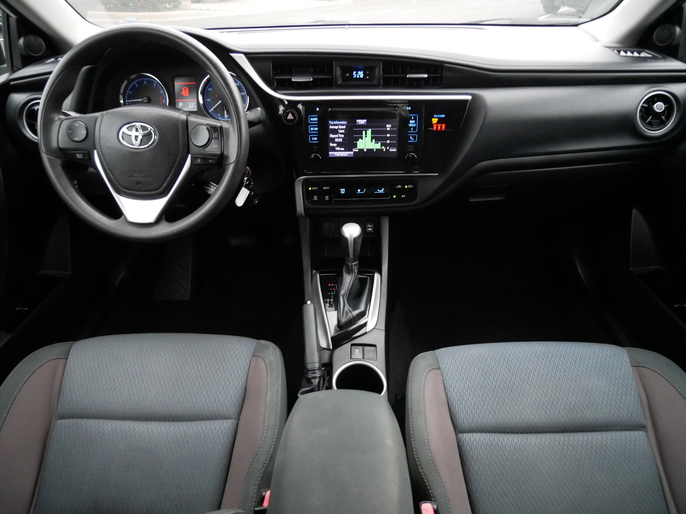 Used 2019 Toyota Corolla LE FWD image 10