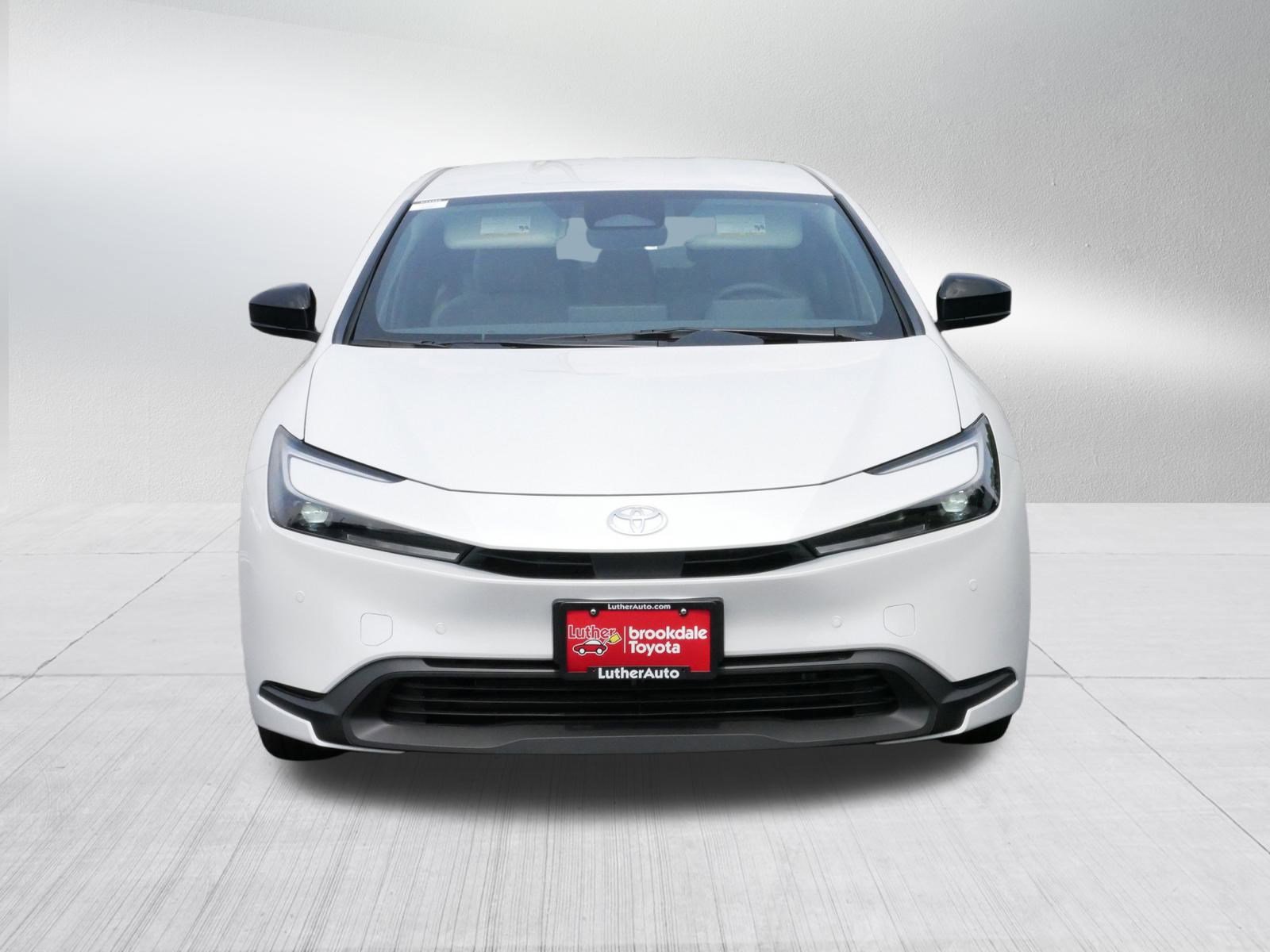 Certified 2024 Toyota Prius LE video 2