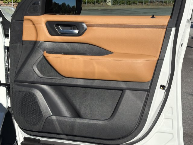 New 2026 Nissan Armada SL AWD/4WD image 16