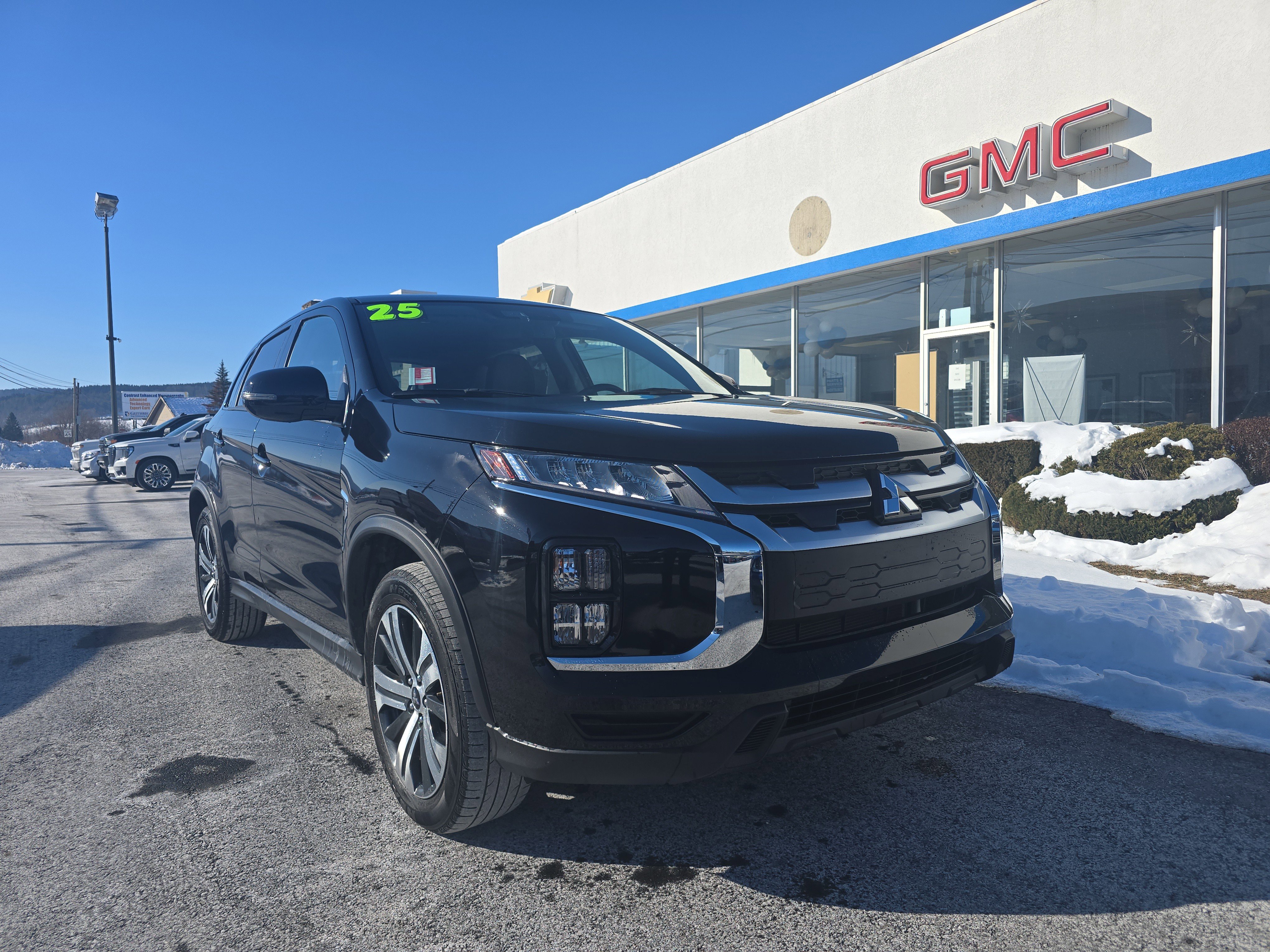 Used 2025 Mitsubishi Outlander Sport SE