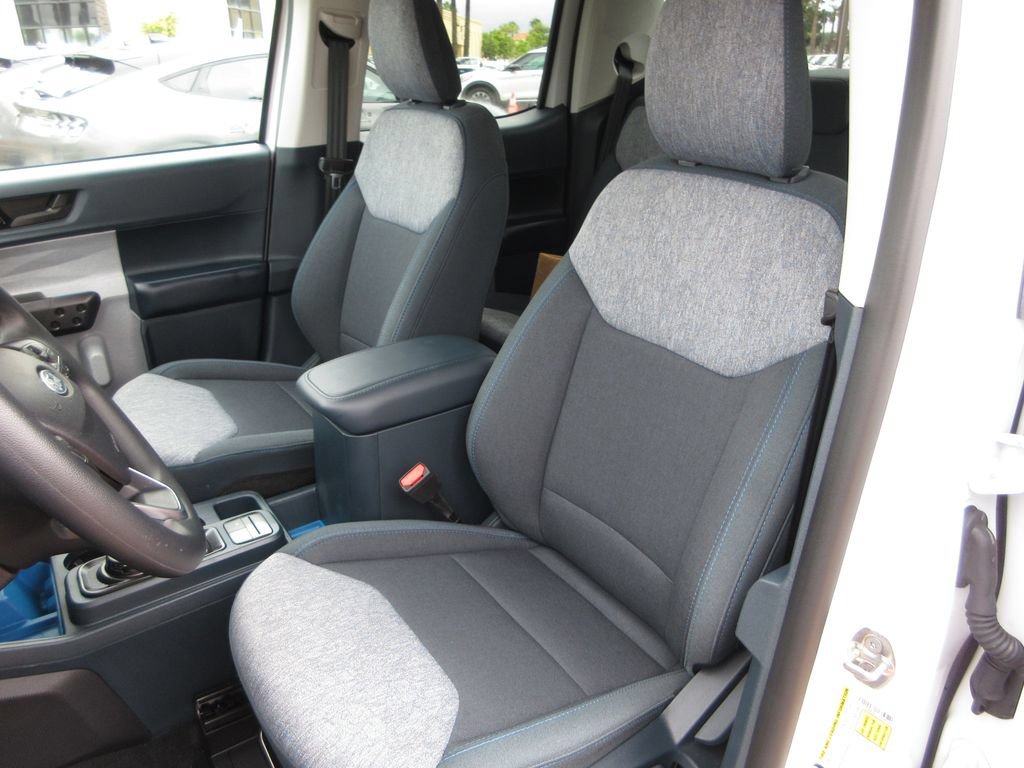Used 2026 Ford Maverick XLT AWD/4WD image 12