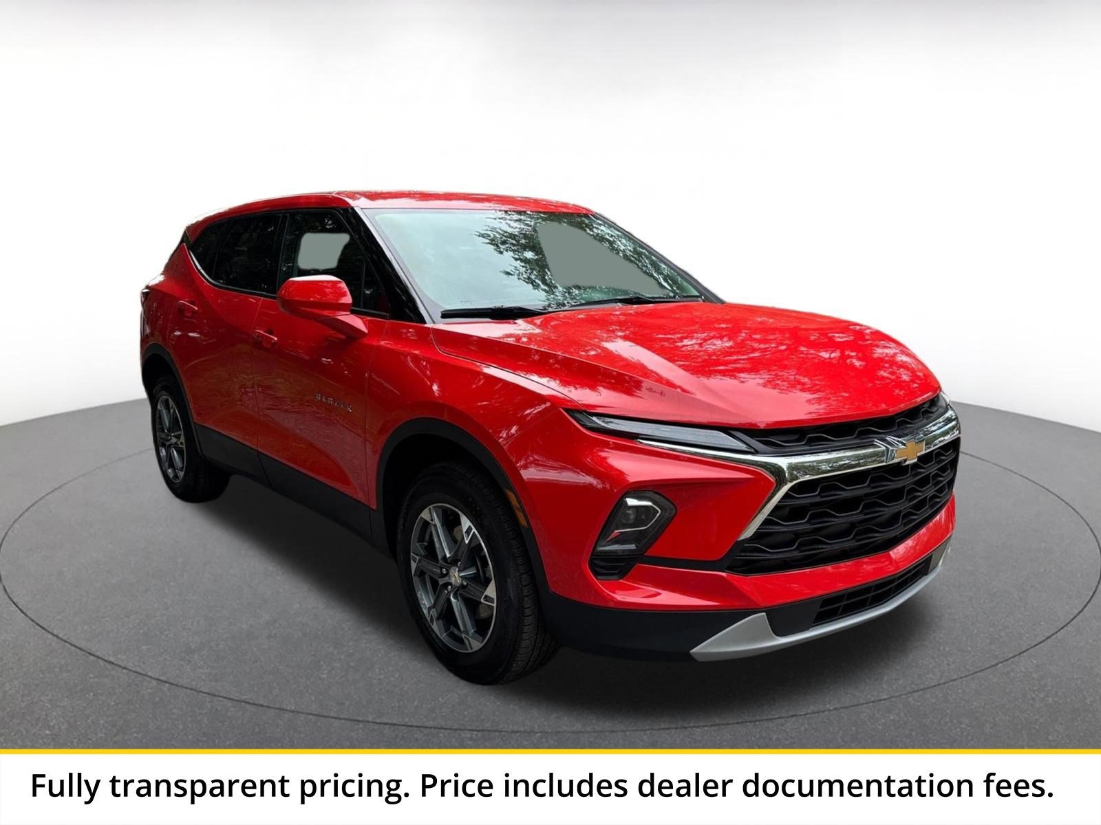 Used 2025 Chevrolet Blazer LT FWD video 1
