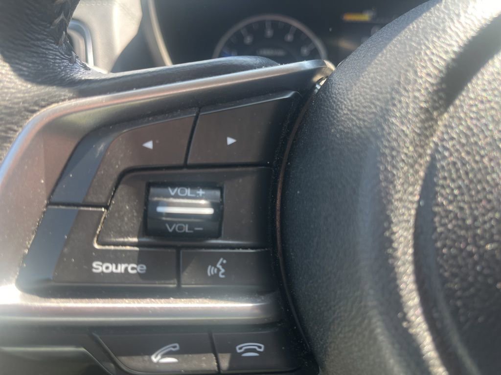 Used 2022 Subaru Ascent Limited w/ Technology Package image 14