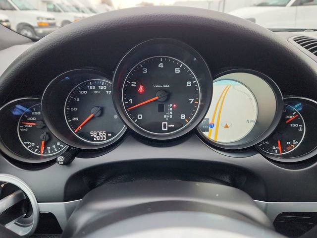 Used 2018 Porsche Cayenne Platinum Edition image 42