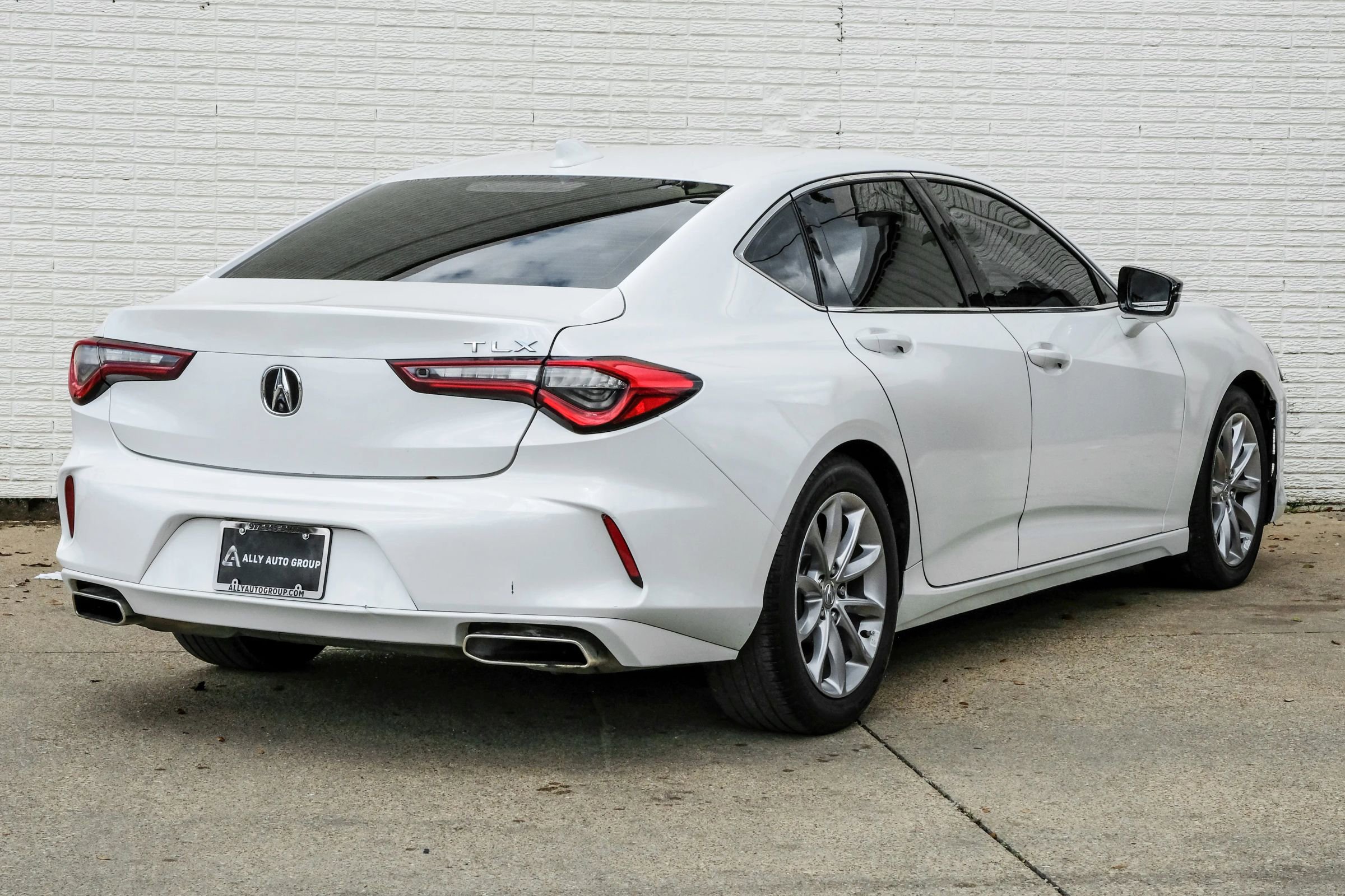 Used 2021 Acura TLX FWD image 8