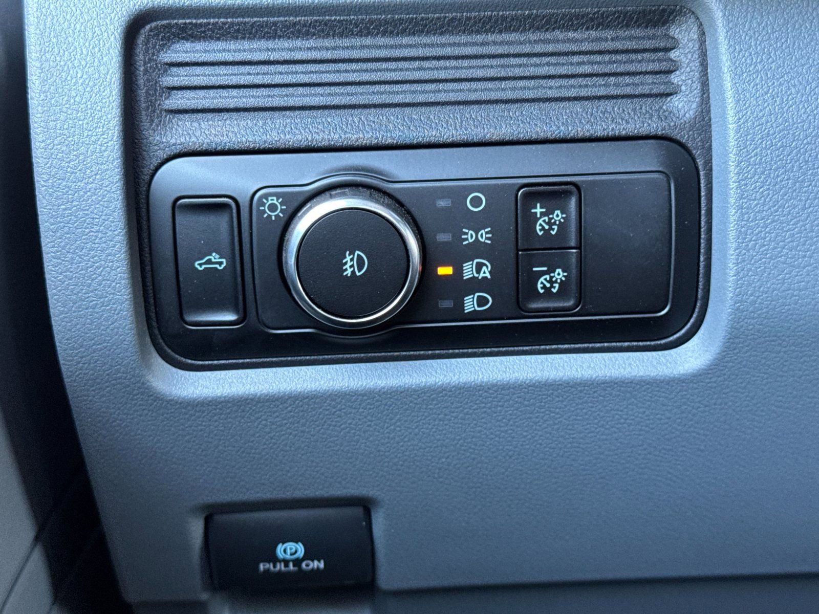 New 2025 Ford F450 XL w/ XL Chrome Package image 25