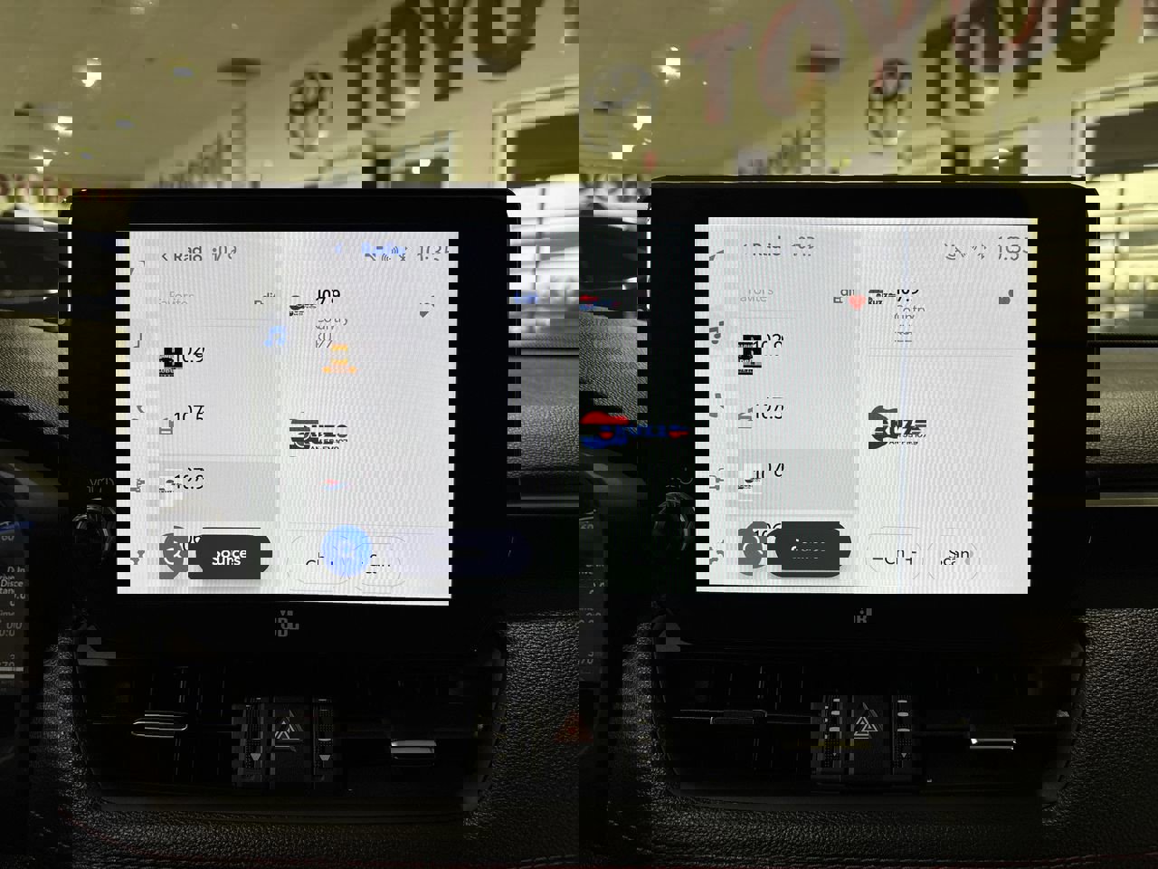 Used 2023 Toyota RAV4 XSE w/ Weather Package image 17