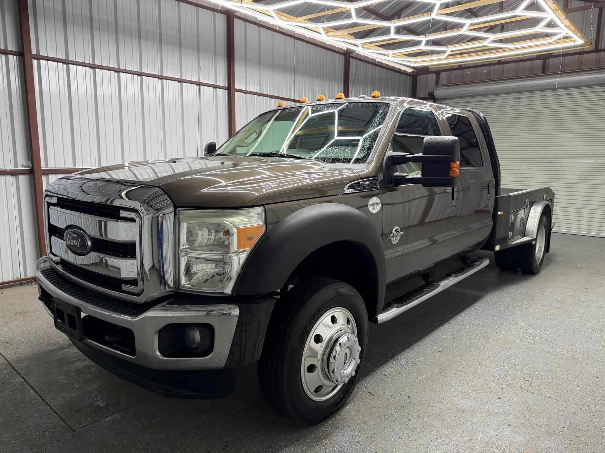 Used 2015 Ford F450 Lariat w/ Lariat Interior Package RWD image 3