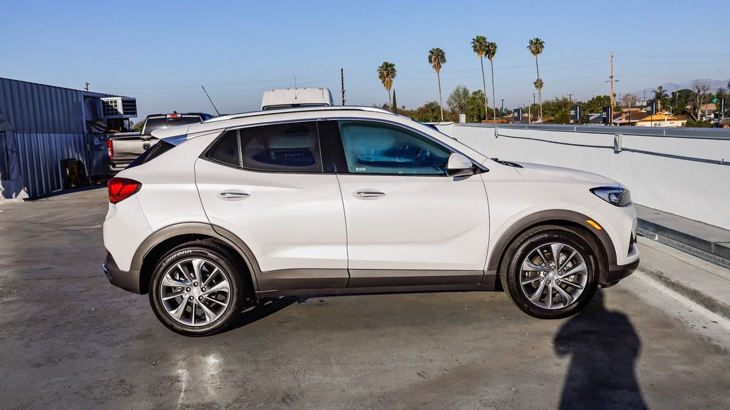 Used 2023 Buick Encore GX Essence w/ Experience Buick Package FWD image 13