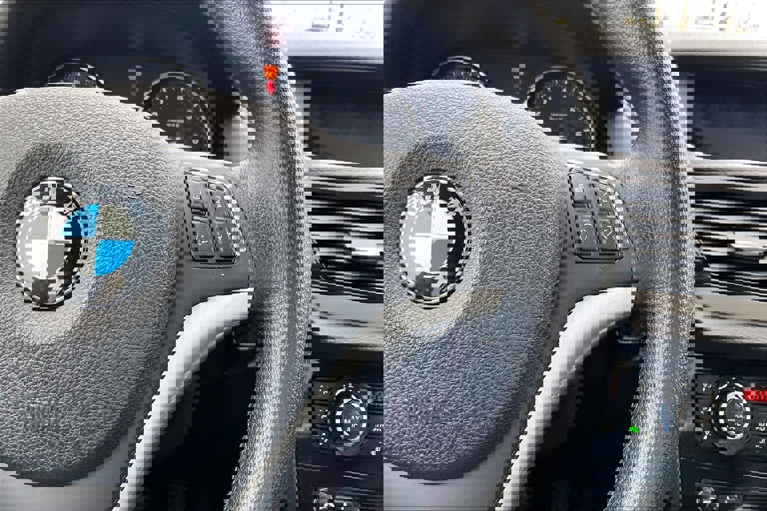 Used 2015 BMW X1 xDrive28i image 27