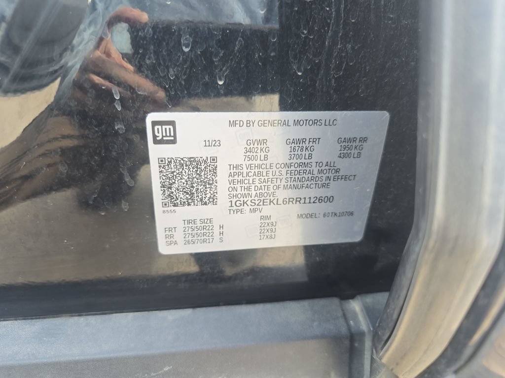 Used 2024 GMC Yukon Denali Ultimate AWD/4WD image 36