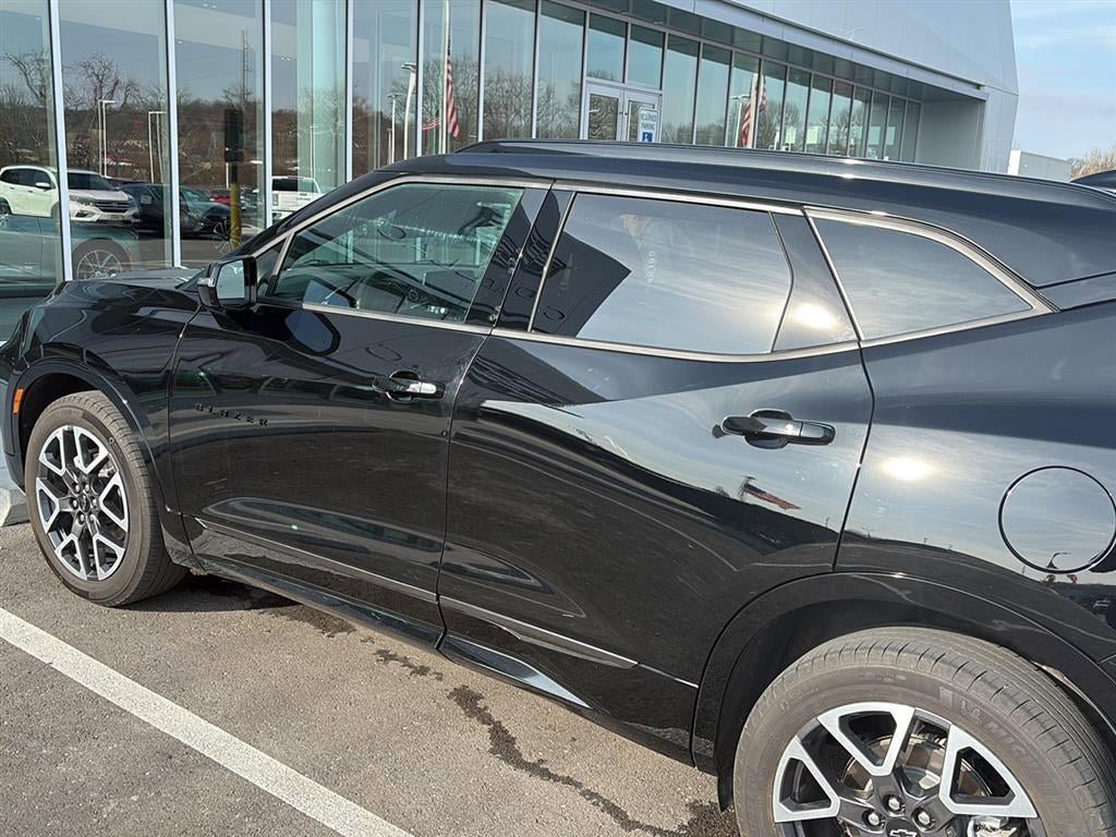 Used 2025 Chevrolet Blazer RS AWD/4WD image 24