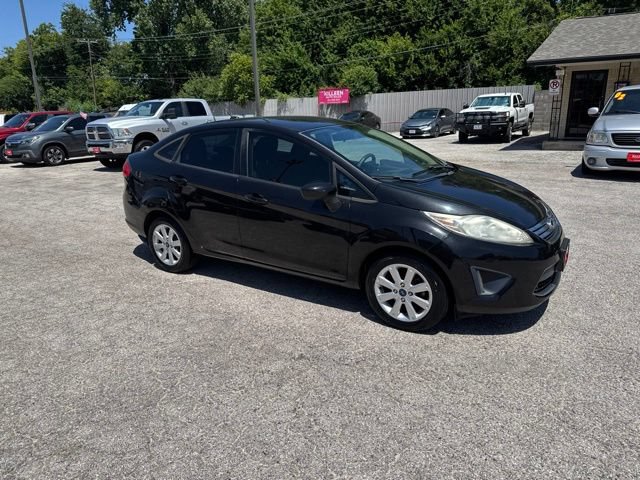 Used 2012 Ford Fiesta SE FWD image 4