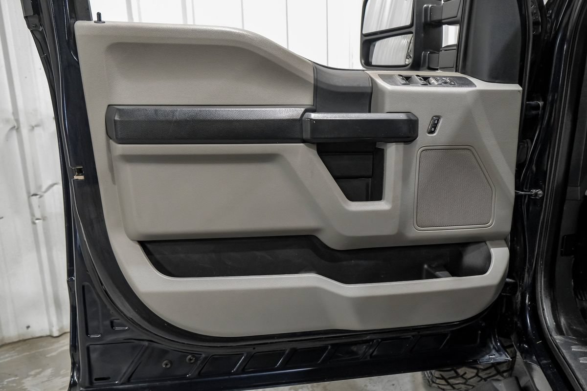 Used 2022 Ford F250 XL w/ STX Appearance Package AWD/4WD image 40