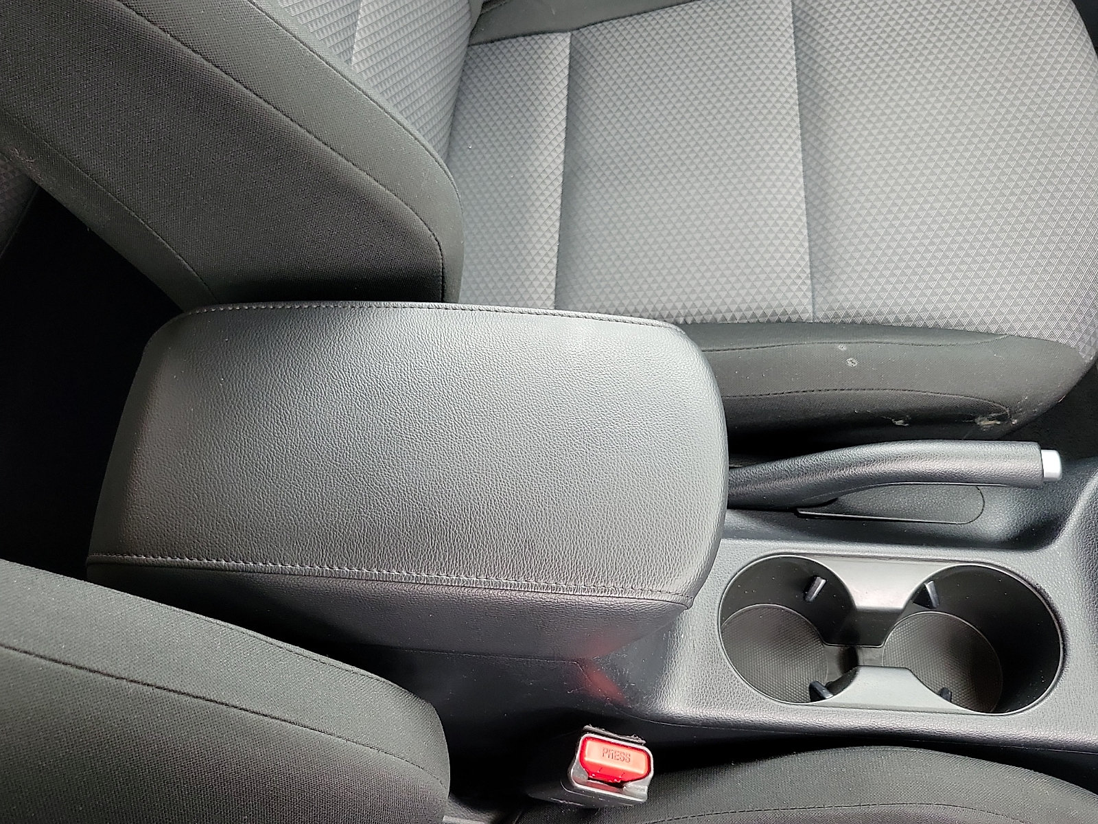 Used 2024 Kia Soul LX w/ Option Group 015 FWD image 16