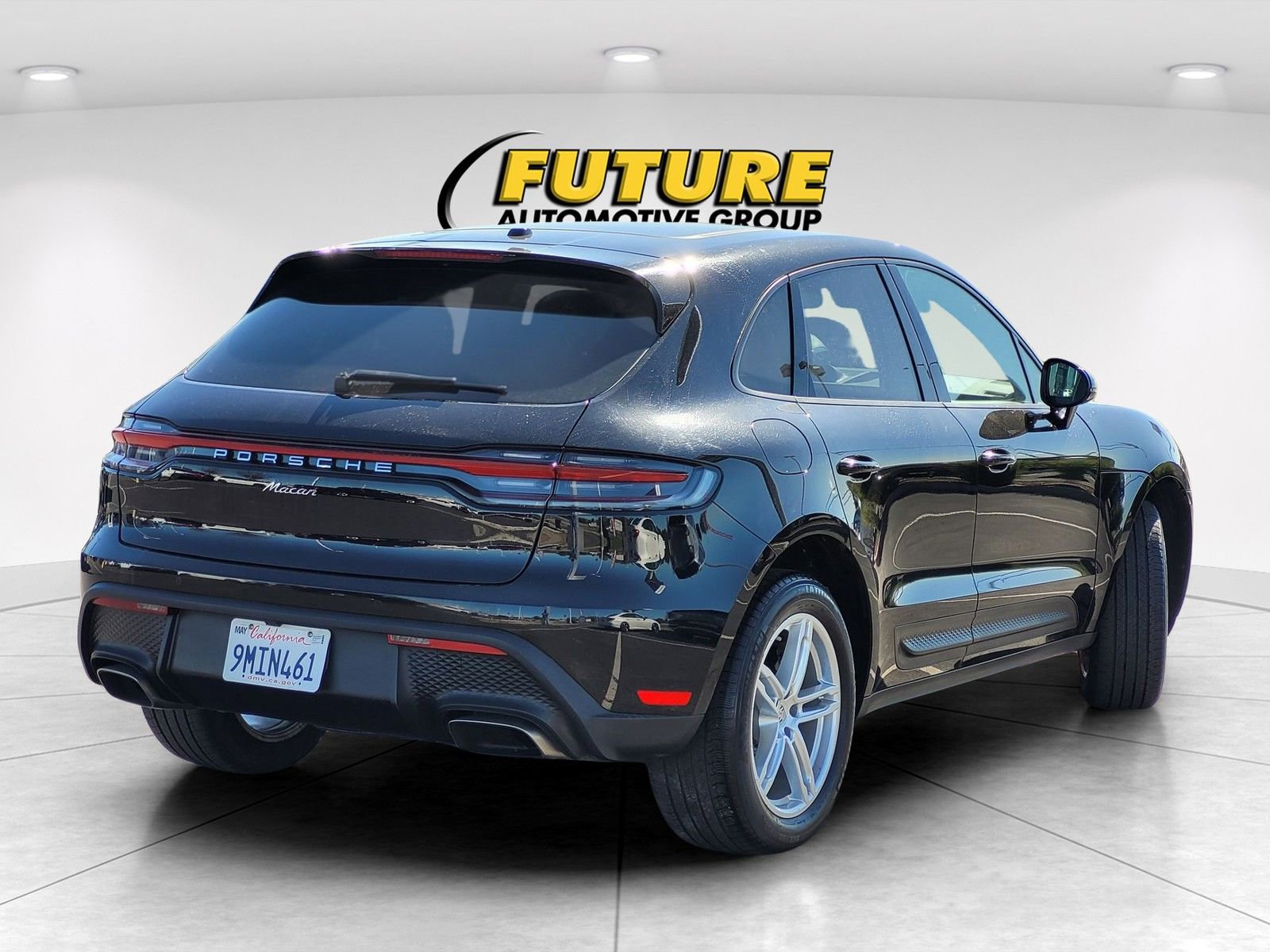 Used 2024 Porsche Macan image 7