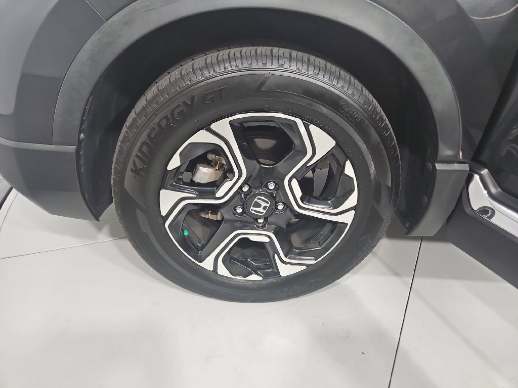Used 2018 Honda CR-V Touring image 27