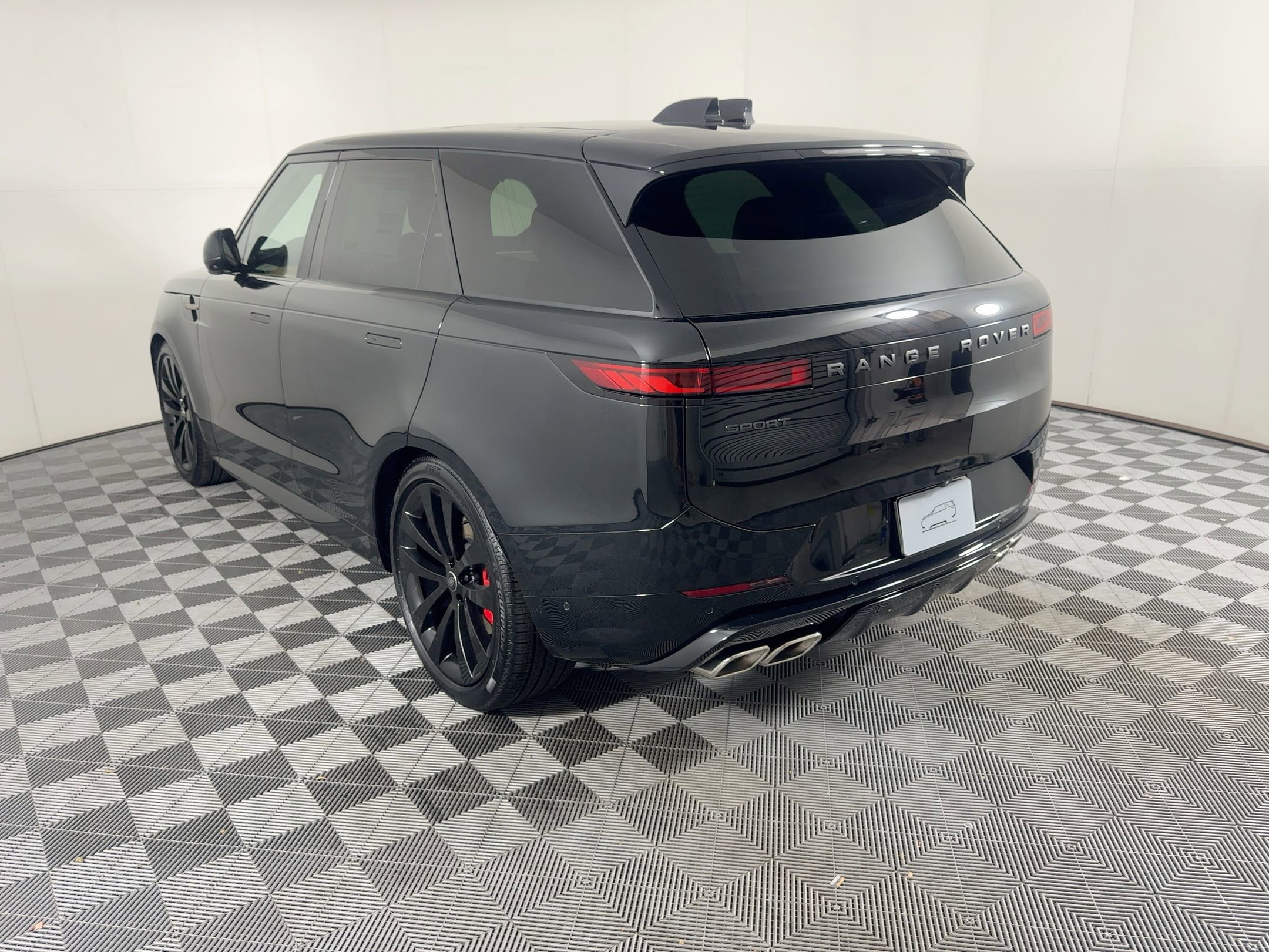 New 2025 Land Rover Range Rover Sport Dynamic SE image 26