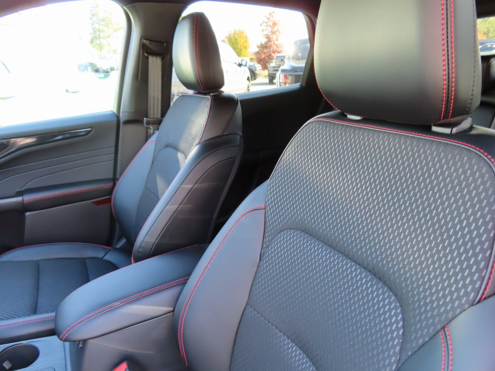 New 2026 Ford Escape ST-Line Select w/ Equipment Group 401A image 15