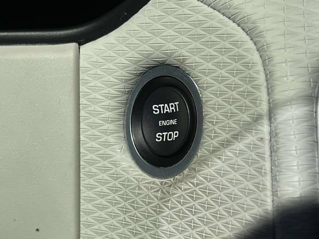Used 2021 Land Rover Range Rover Velar R-Dynamic S AWD/4WD image 34