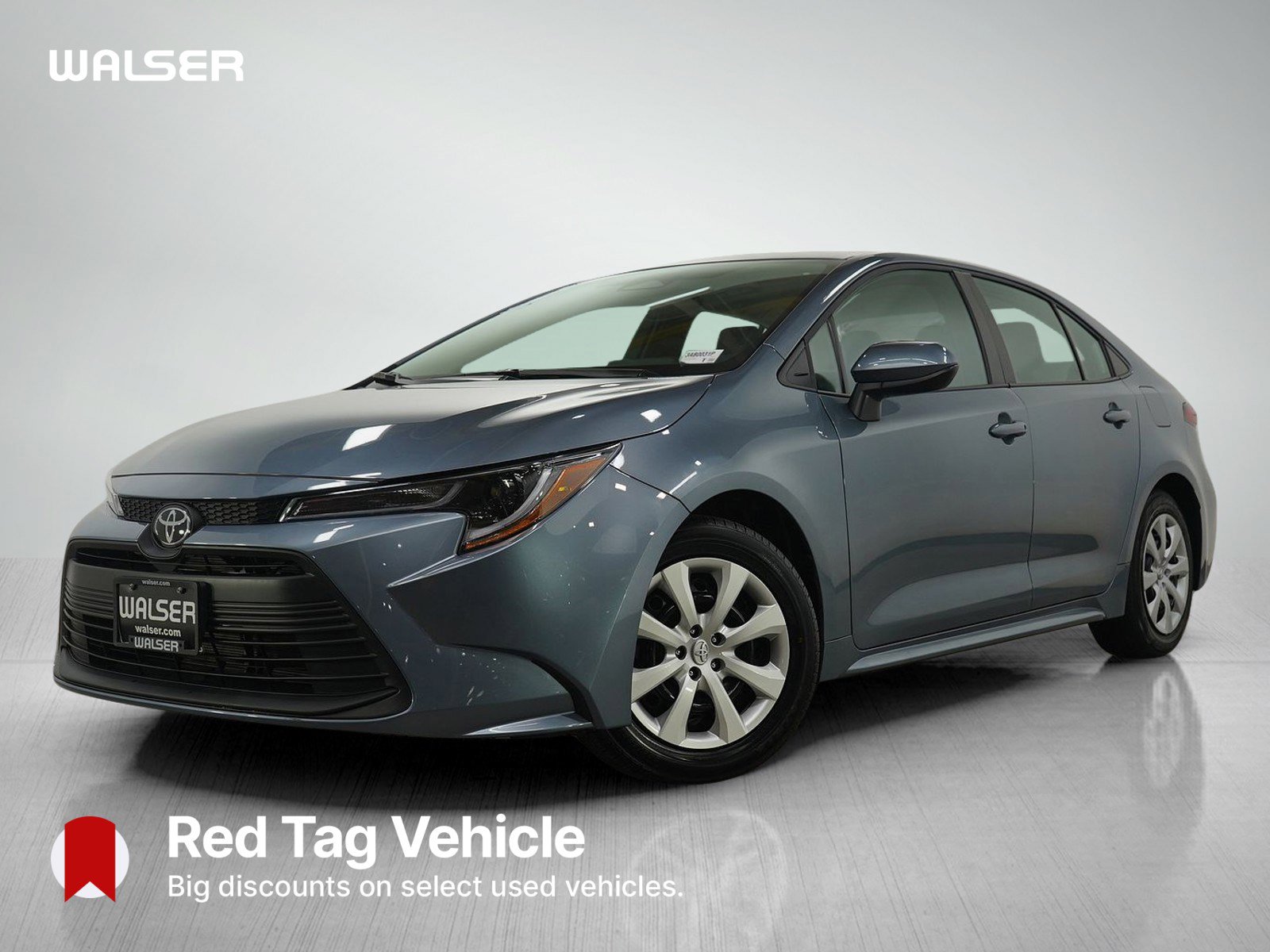 Used 2026 Toyota Corolla LE FWD image 1