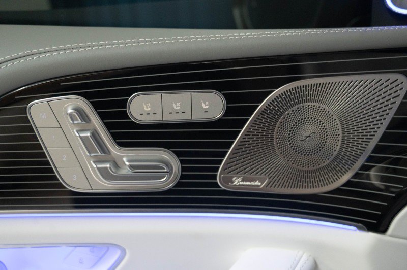New 2026 Mercedes-Benz Maybach GLS 600 4MATIC image 23
