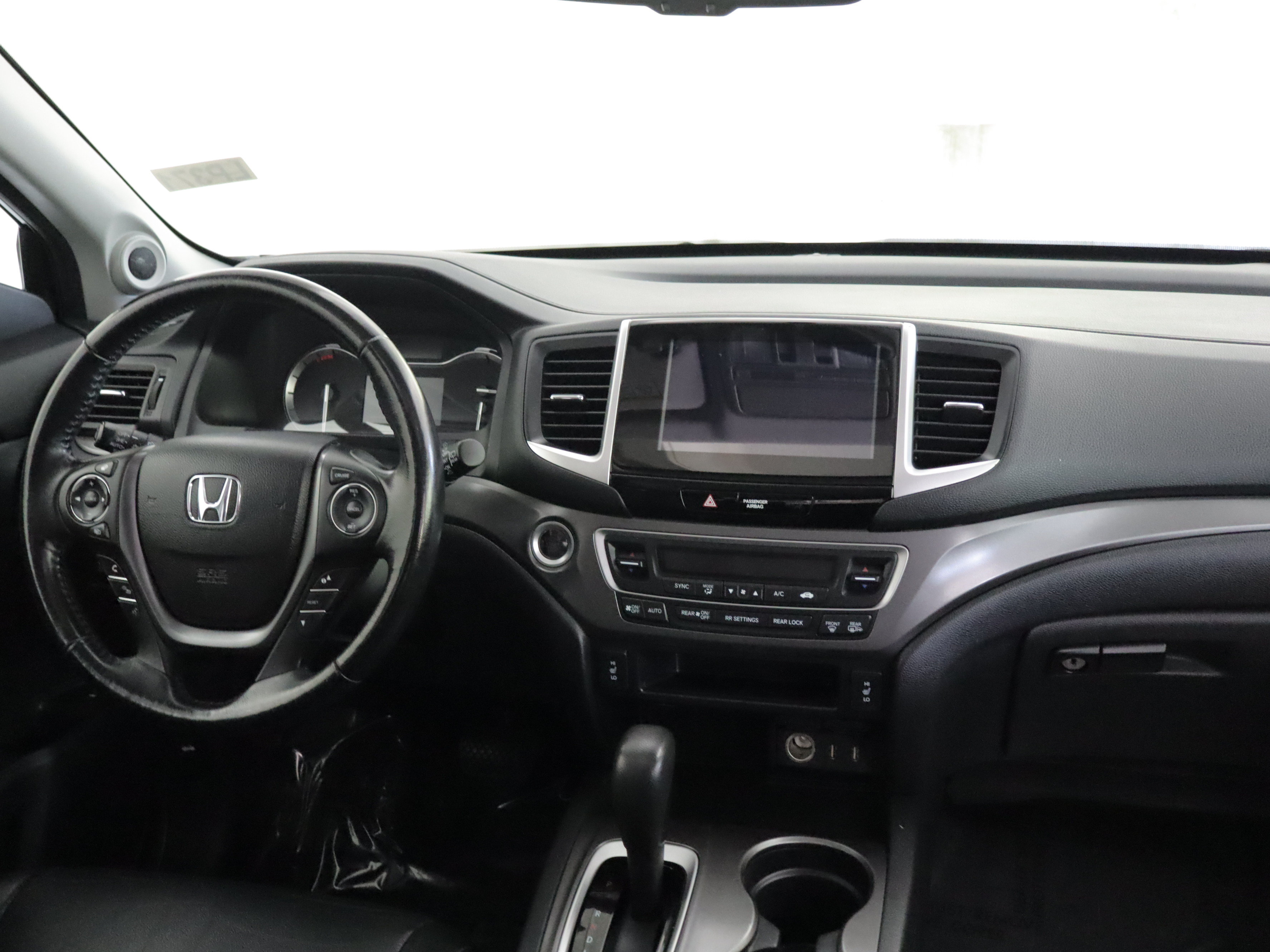 Used 2016 Honda Pilot EX-L image 2