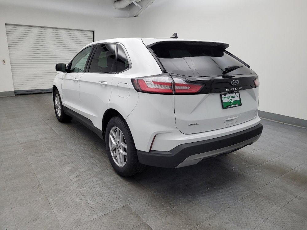 Used 2024 Ford Edge SEL image 5