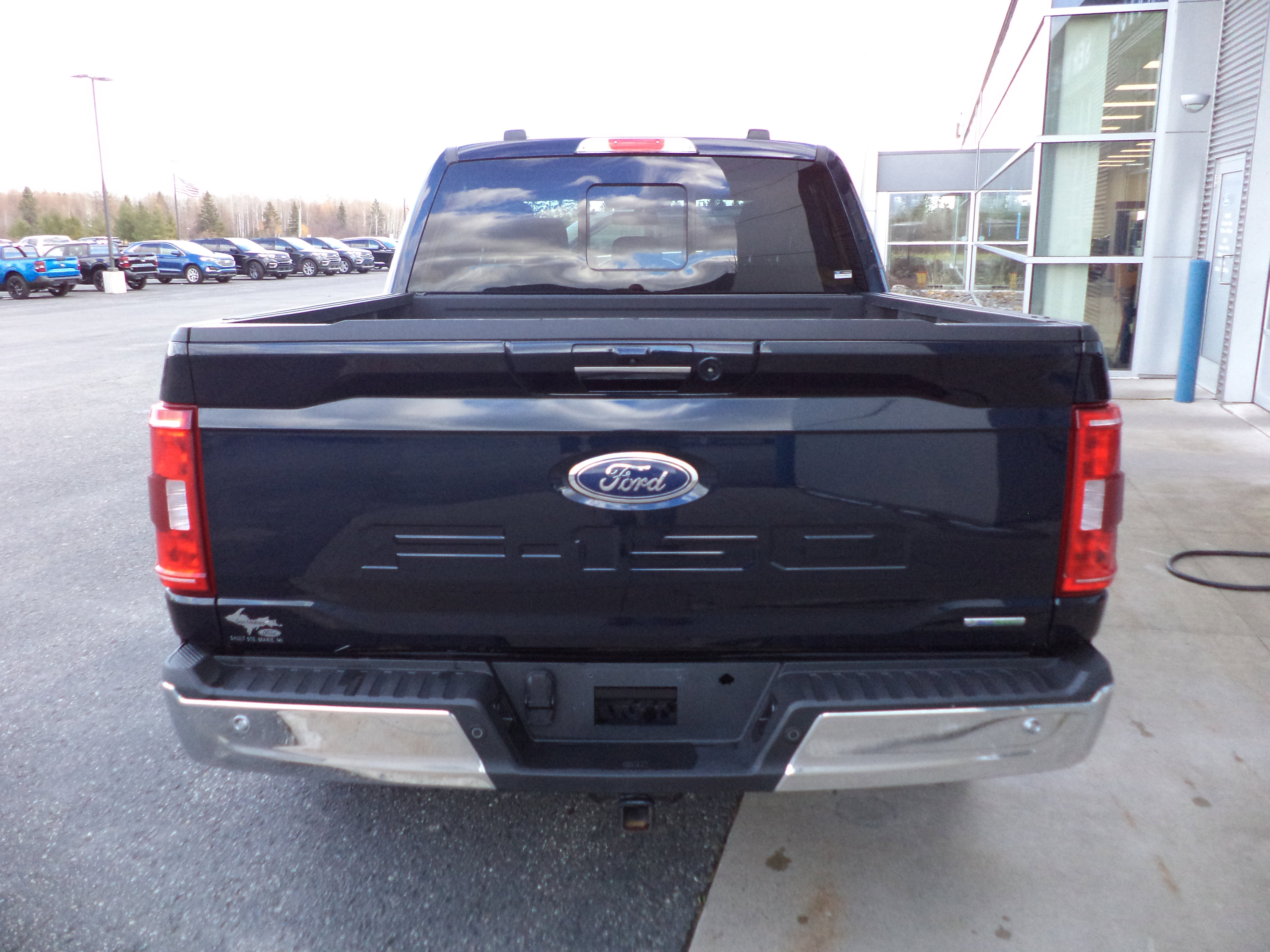 Used 2023 Ford F150 XLT w/ Equipment Group 302A High AWD/4WD image 5