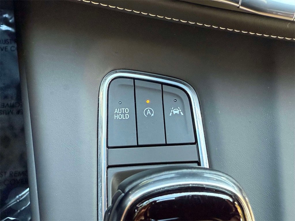 Used 2024 Cadillac Escalade ESV Sport Platinum w/ LPO, ONYX Package image 27