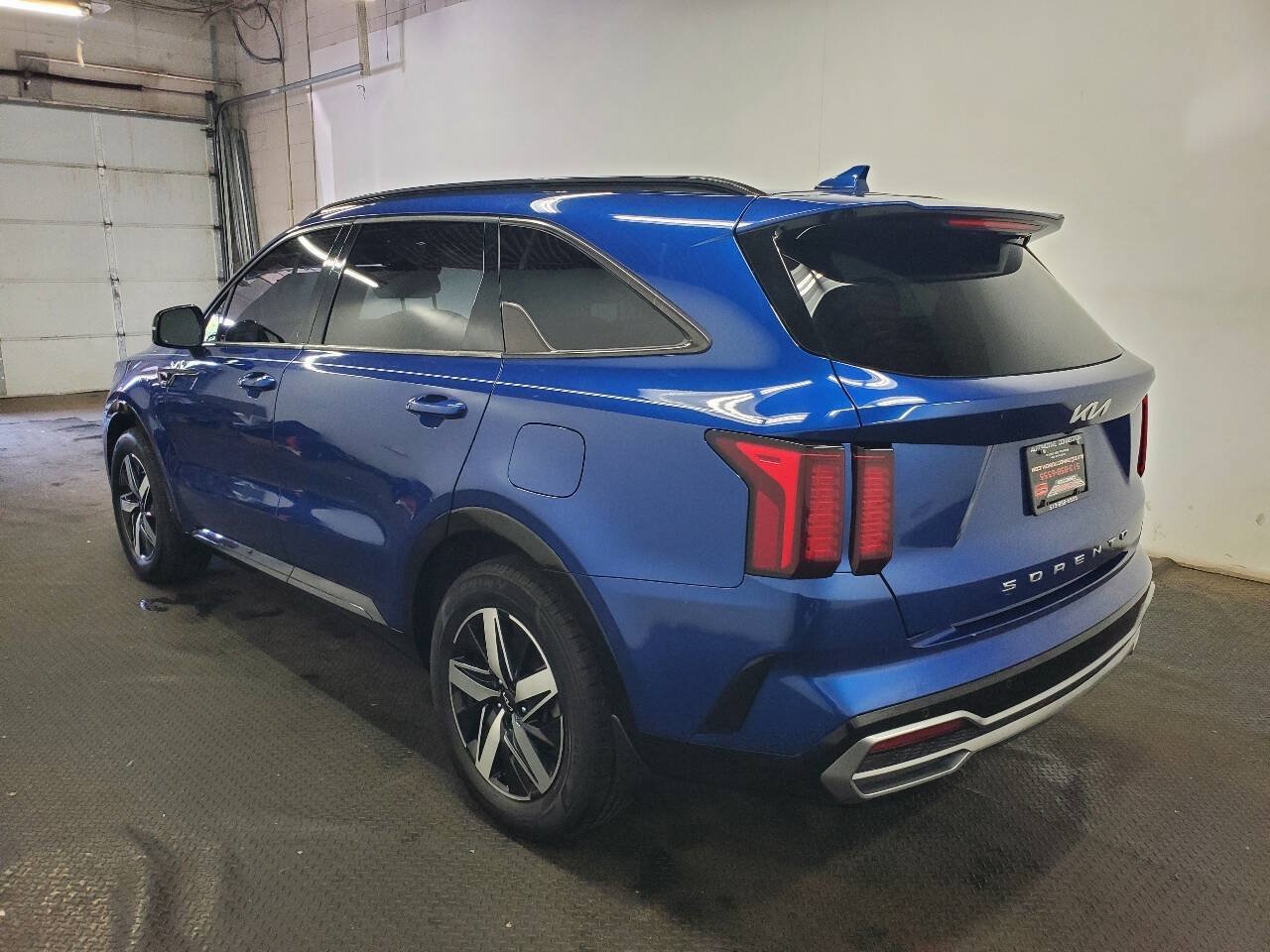 Used 2022 Kia Sorento S w/ Panoramic Sunroof Package FWD image 5