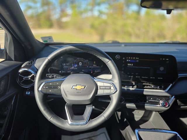 Used 2025 Chevrolet Equinox LT image 20