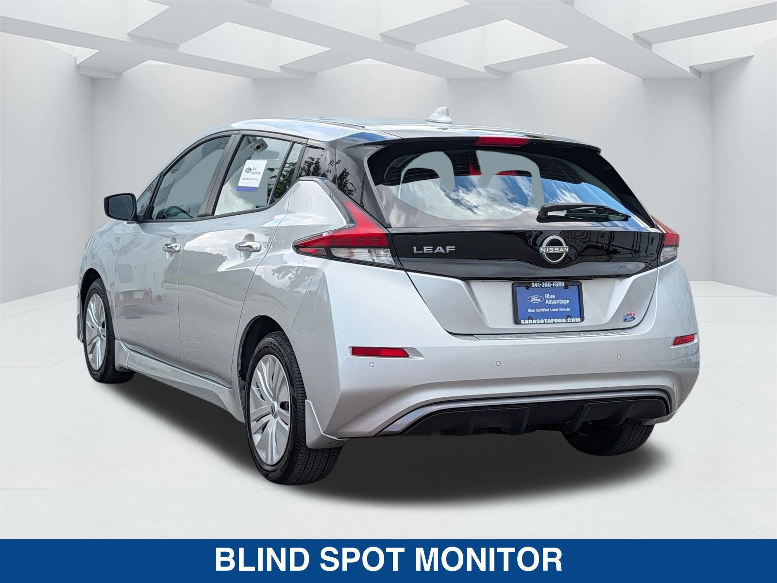 Used 2025 Nissan Leaf S w/ Protection Package FWD image 7