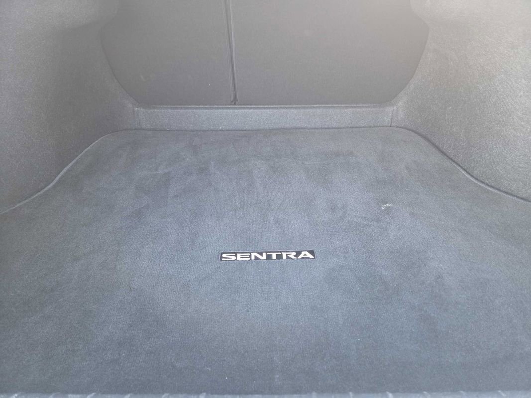 Used 2025 Nissan Sentra SV image 13