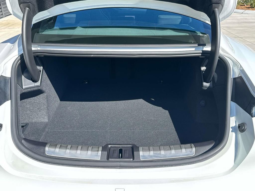 Used 2025 Porsche Taycan 4S image 13