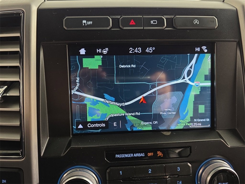 Used 2019 Ford F150 Platinum w/ Equipment Group 701A Luxury image 16