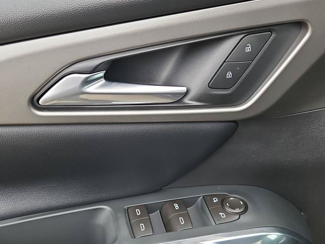 New 2026 Chevrolet Traverse LT w/ LPO, Cargo Package FWD image 23