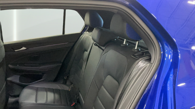 New 2027 Volkswagen Golf R Black Edition AWD/4WD image 16