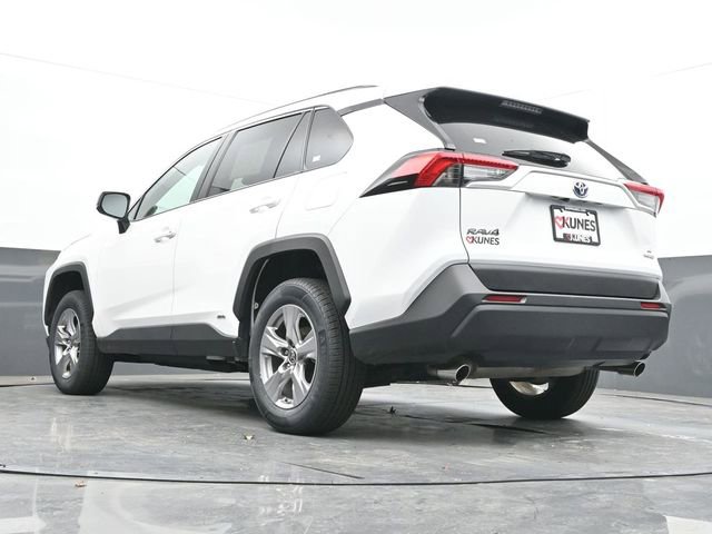 Used 2024 Toyota RAV4 LE AWD/4WD image 44