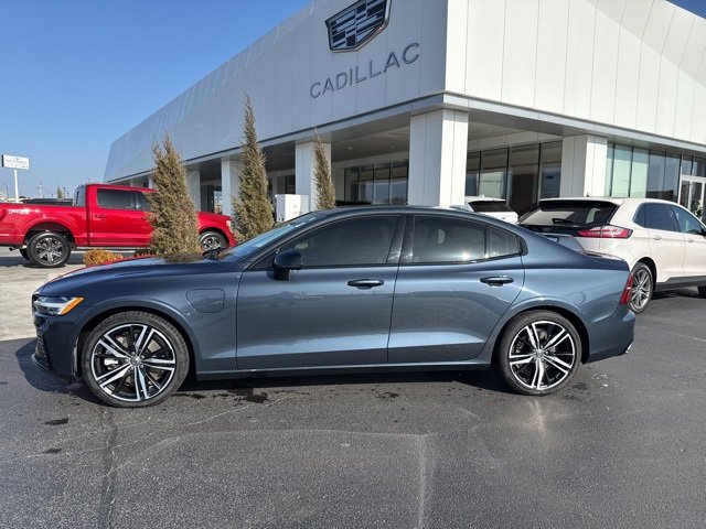 Used 2022 Volvo S60 T8 R-Design Expression w/ Advanced Package