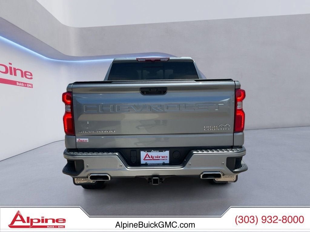 Used 2023 Chevrolet Silverado 1500 High Country w/ High Country Premium Package AWD/4WD image 4