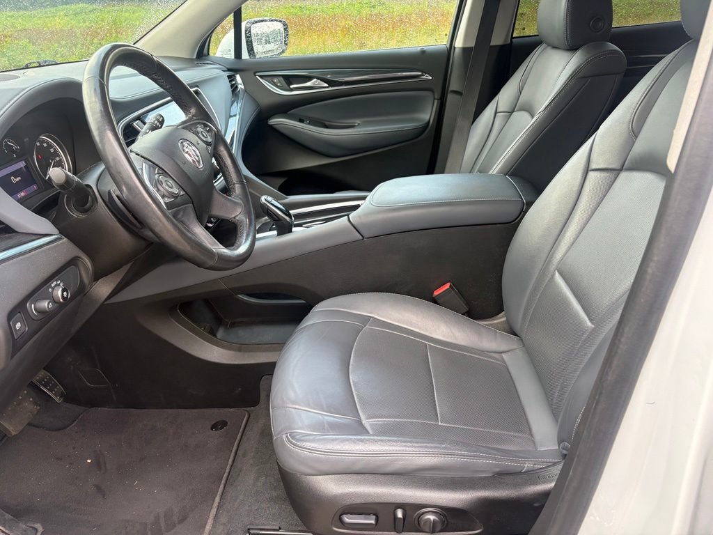 Used 2021 Buick Enclave Essence FWD image 13
