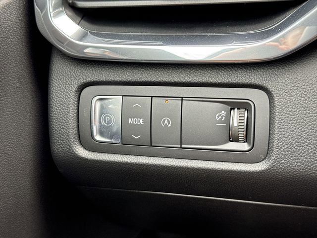 New 2026 GMC Acadia Elevation image 16