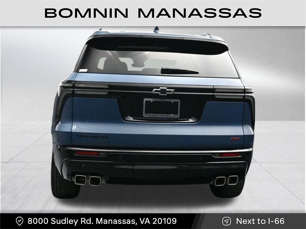 Used 2024 Chevrolet Traverse RS image 6