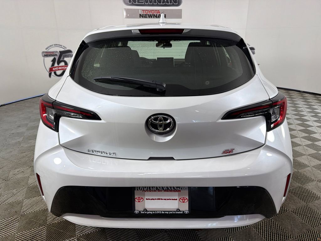 Used 2025 Toyota Corolla SE FWD image 4