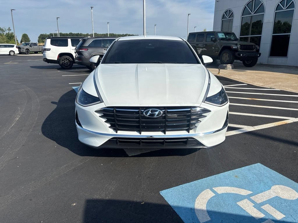Used 2021 Hyundai Sonata SE w/ Preferred Accessory Package FWD image 4