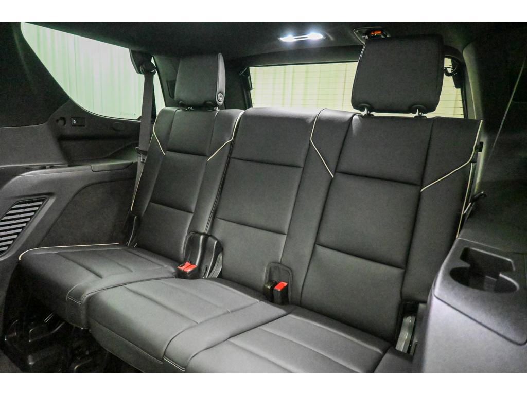 Certified 2024 Cadillac Escalade Sport w/ LPO, ONYX Package image 29