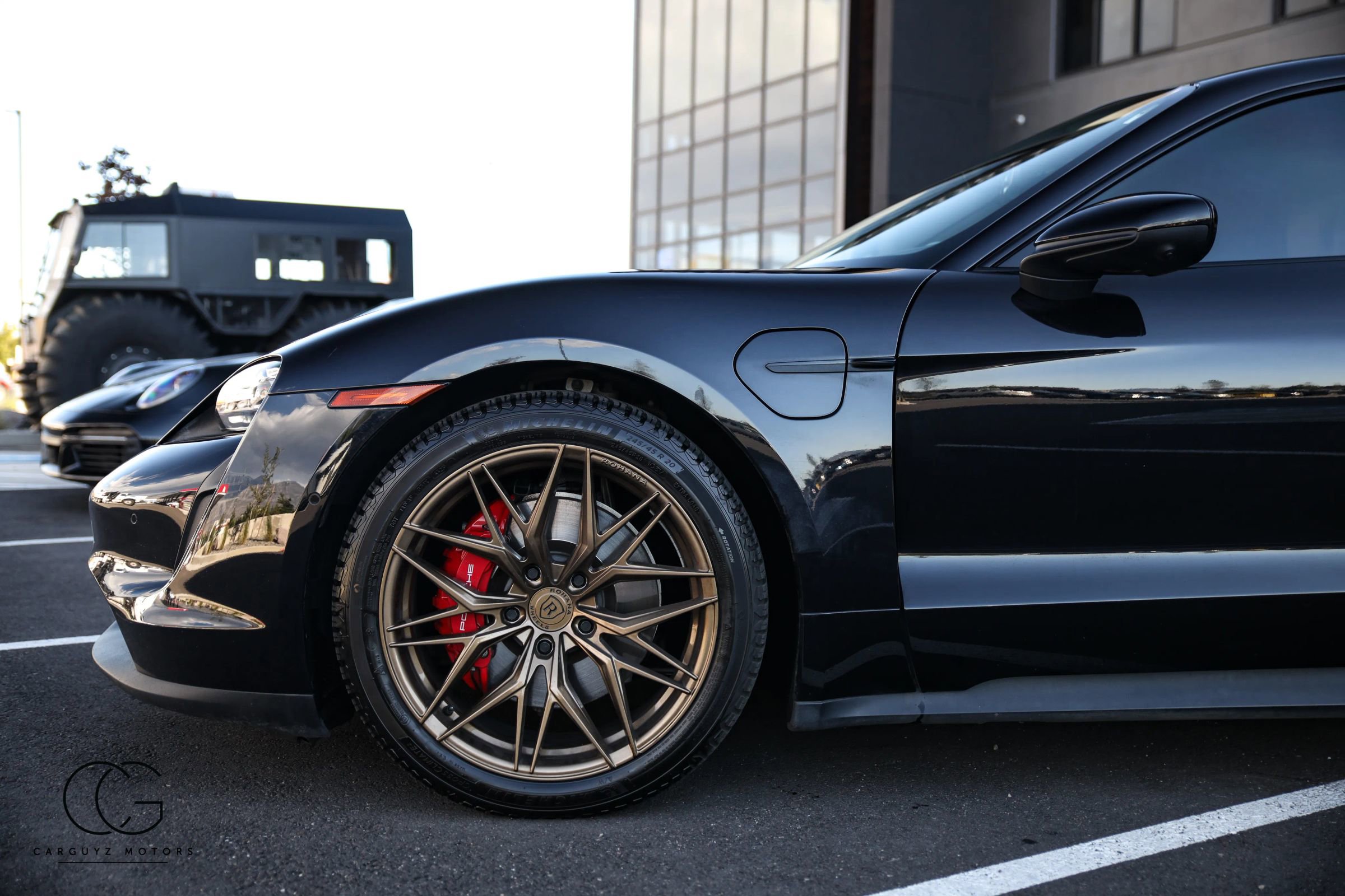Used 2022 Porsche Taycan 4S AWD/4WD image 9